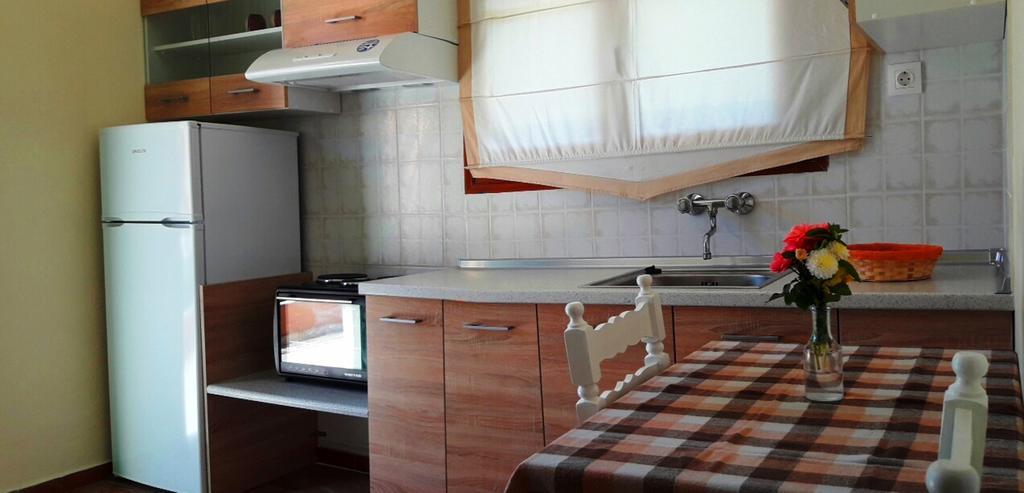Varvara Studios & Apartments II Peroulades  Ngoại thất bức ảnh
